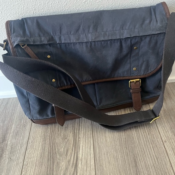 Fossil Canvas Bag - Picture 3 of 4